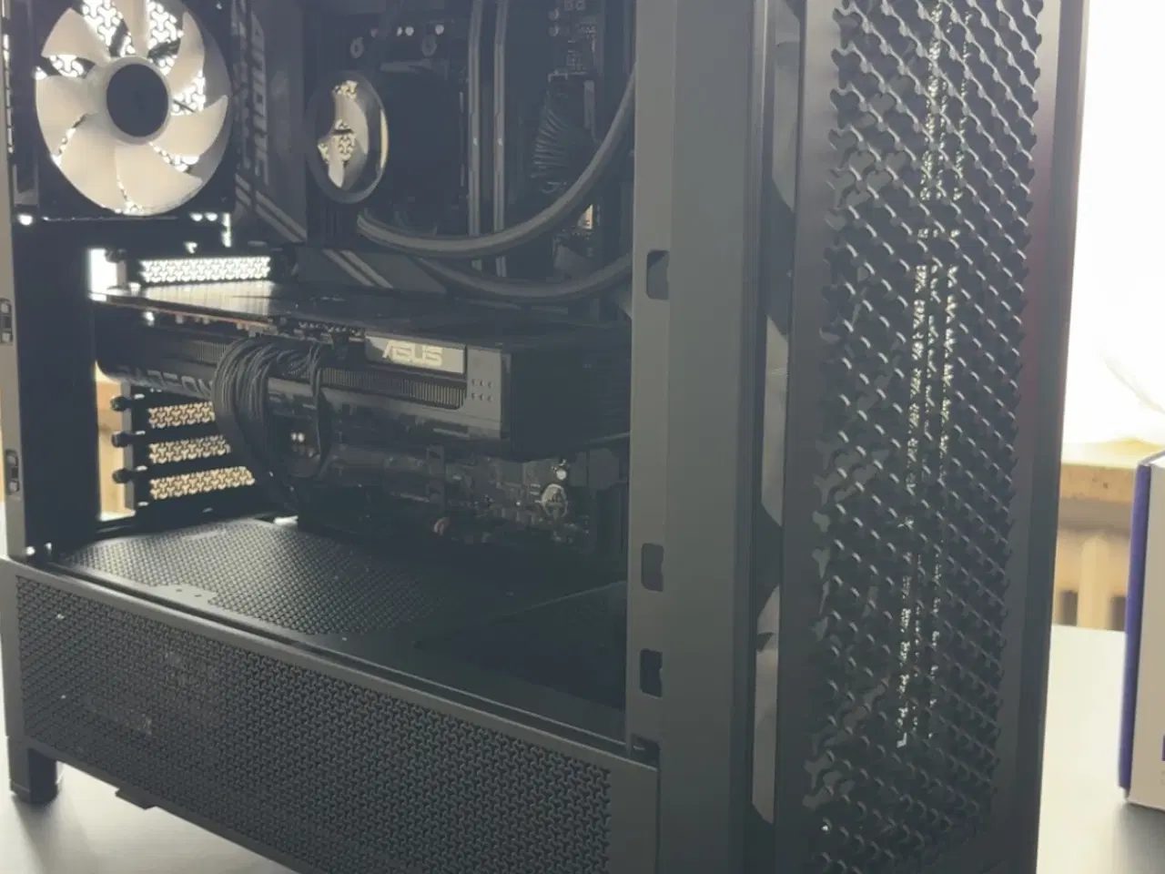 Billede 5 - Kraftig Gaming PC, RYZEN 7 9800X3D/9070 XT