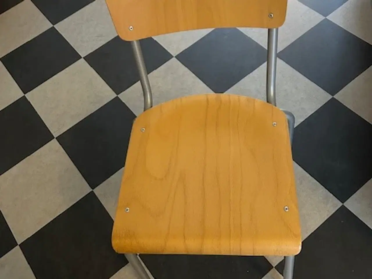 Billede 2 - Stole - Stabelstole, bøgetræ på stålstel