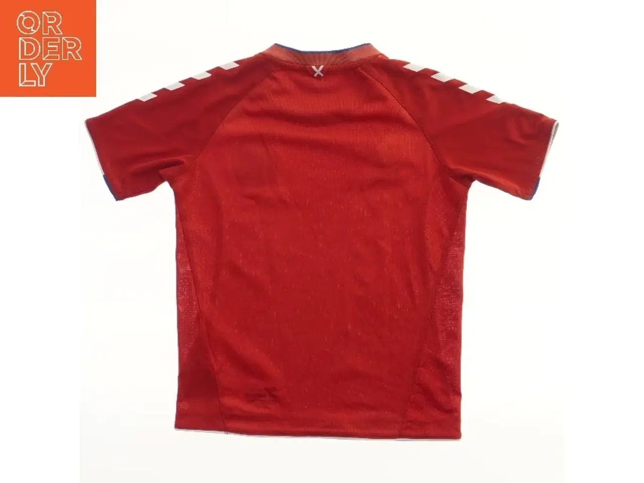 Billede 2 - Fodboldtrøje fra Hummel (str. 116)