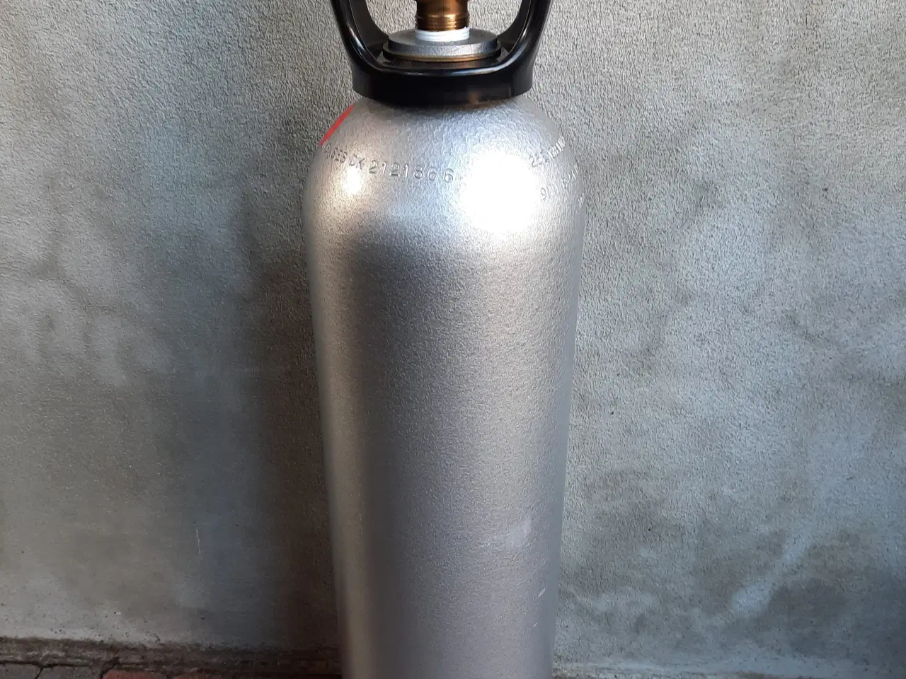 Billede 3 - Co2 6 kg Fuld Ejerflaske .Yara / Nippon