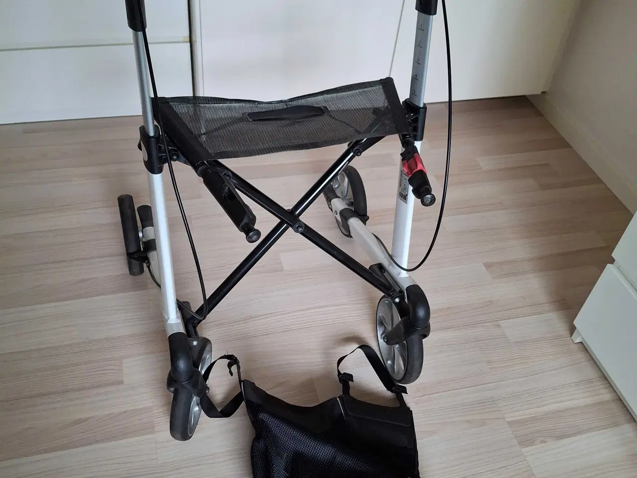 Billede 5 - Rollator fabrikat Server