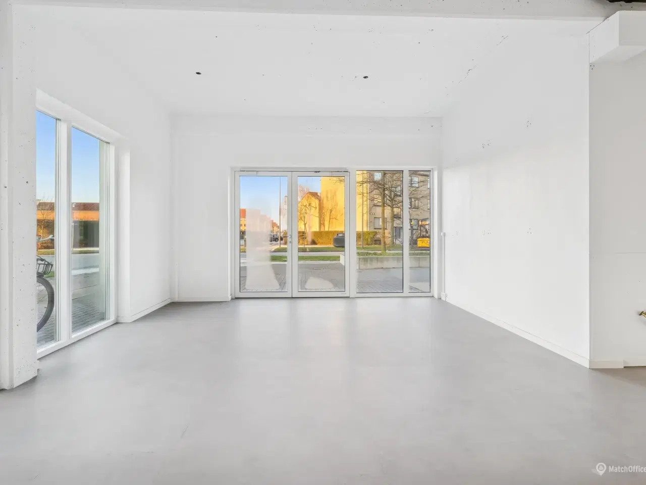 Billede 6 - Flot butikslokale tæt på metro og strand