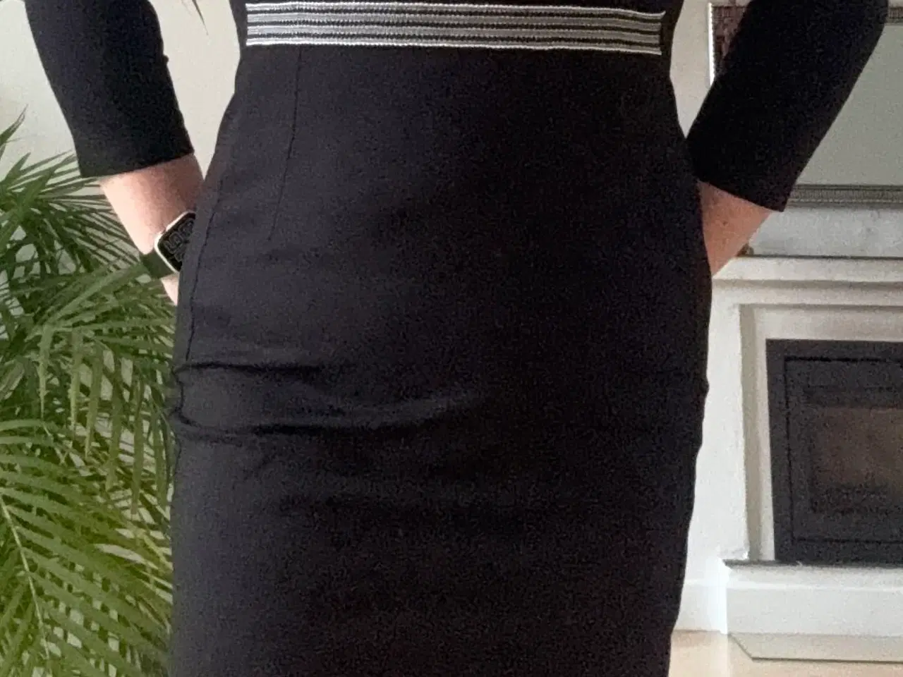 Billede 1 - PBO kjole str L