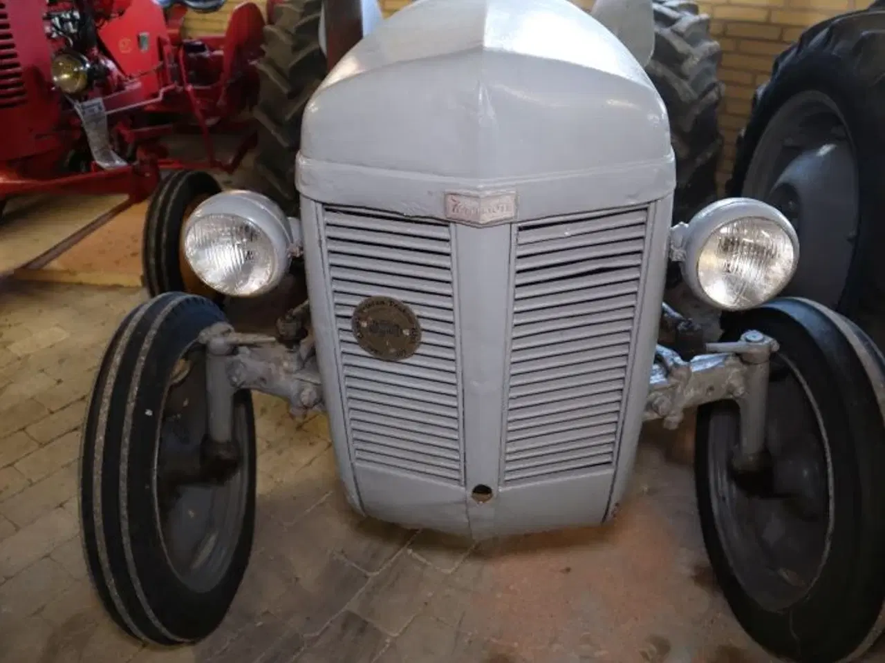 Billede 8 - Ferguson TE20. 4 cyl benzin årg 1949