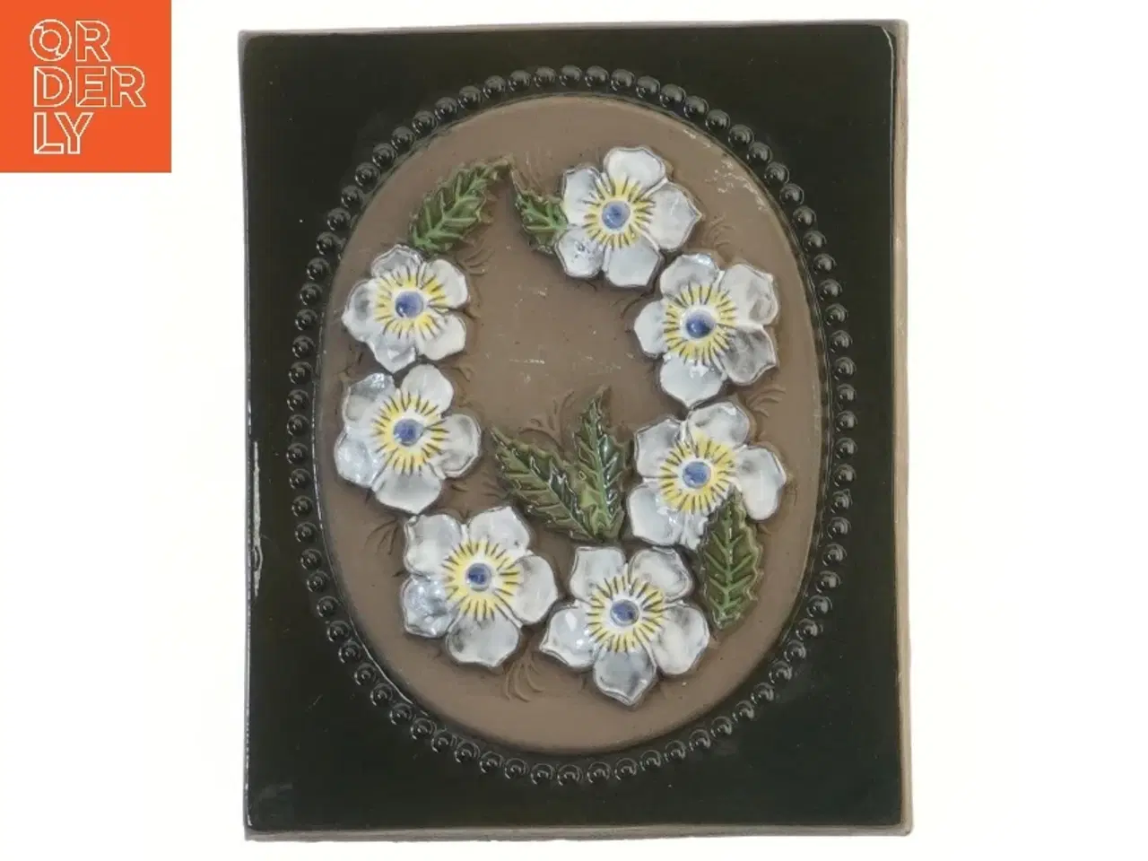 Billede 1 - Keramisk Joe vægplakette med blomster fra JIE (str. 23x18 cm)