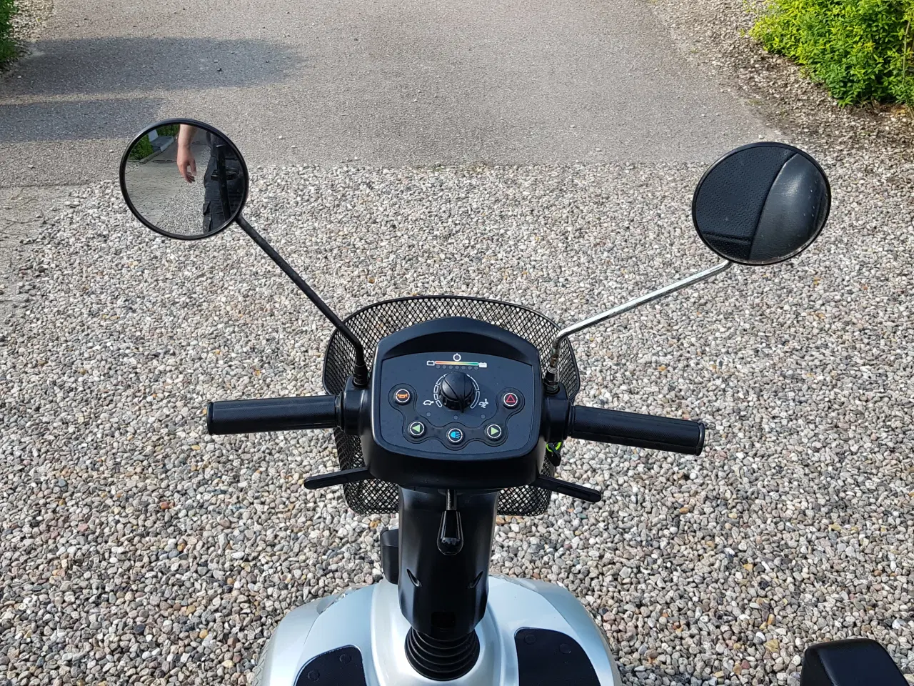Billede 7 - 4 hjulet el-scooter med nye batterier