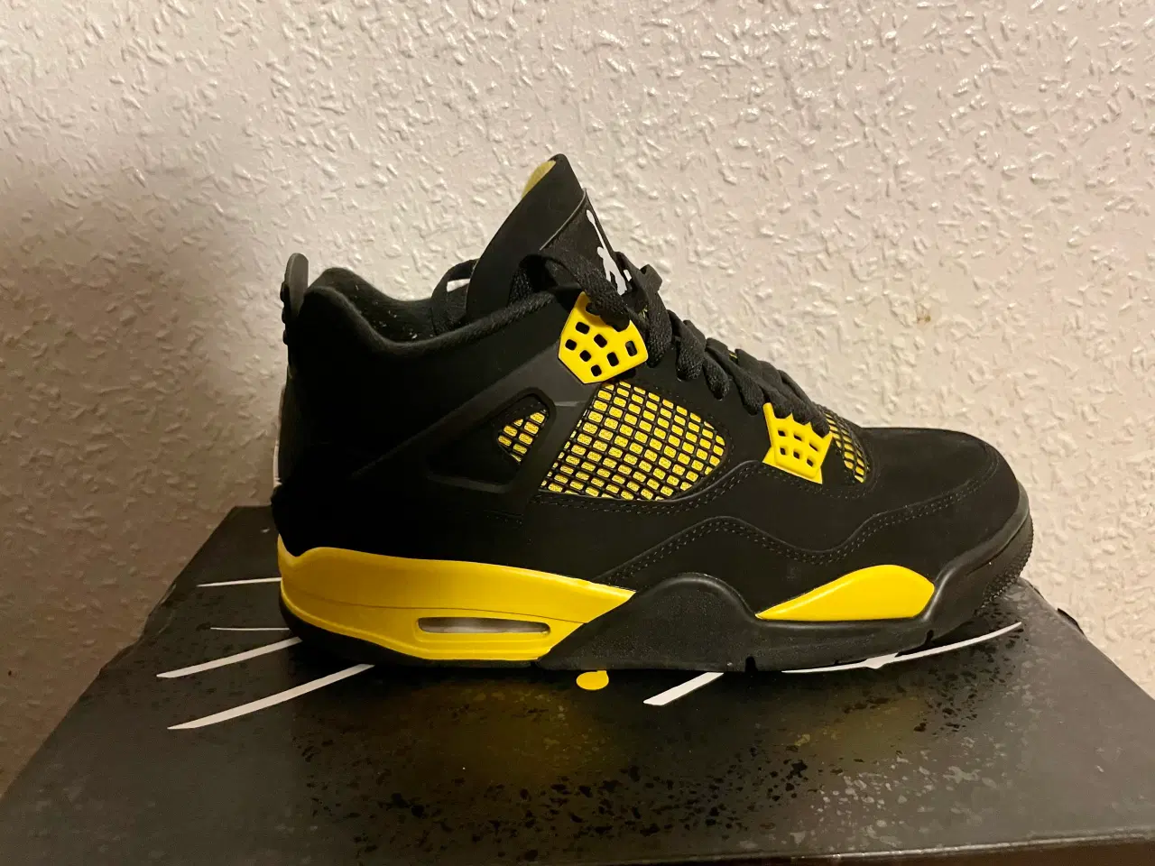 Billede 6 - Jordan 4 Retro thunder 