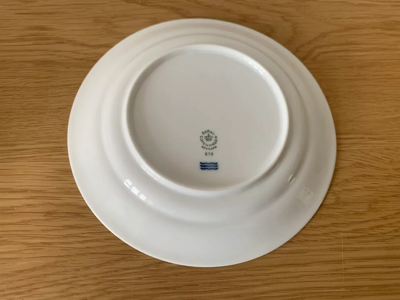 Billede 3 - En Royal Copenhagen desserttallerken, nr. 619