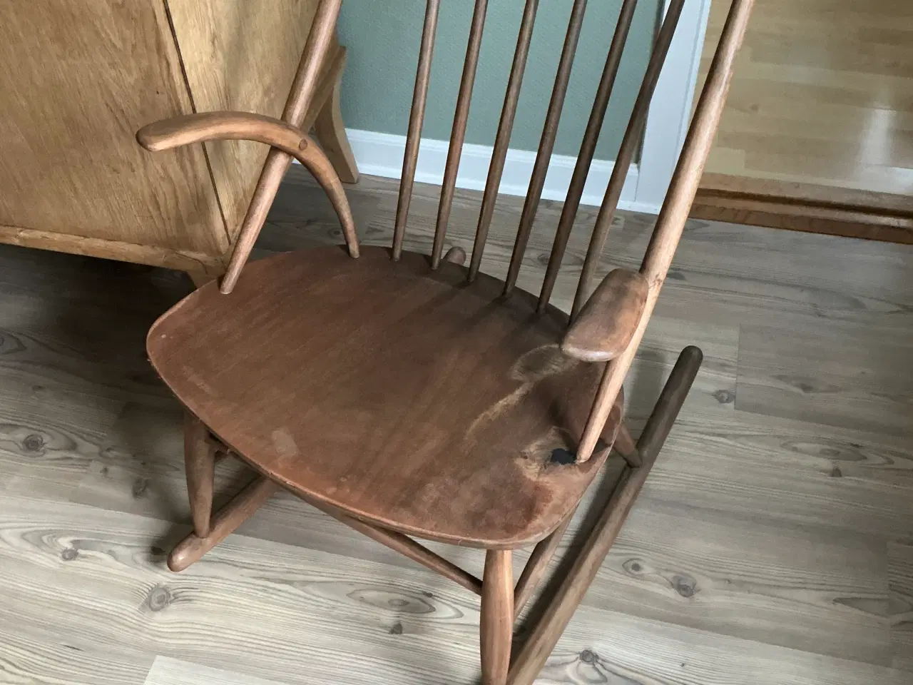 Billede 2 - Illum Wikkelsø Gyngestol