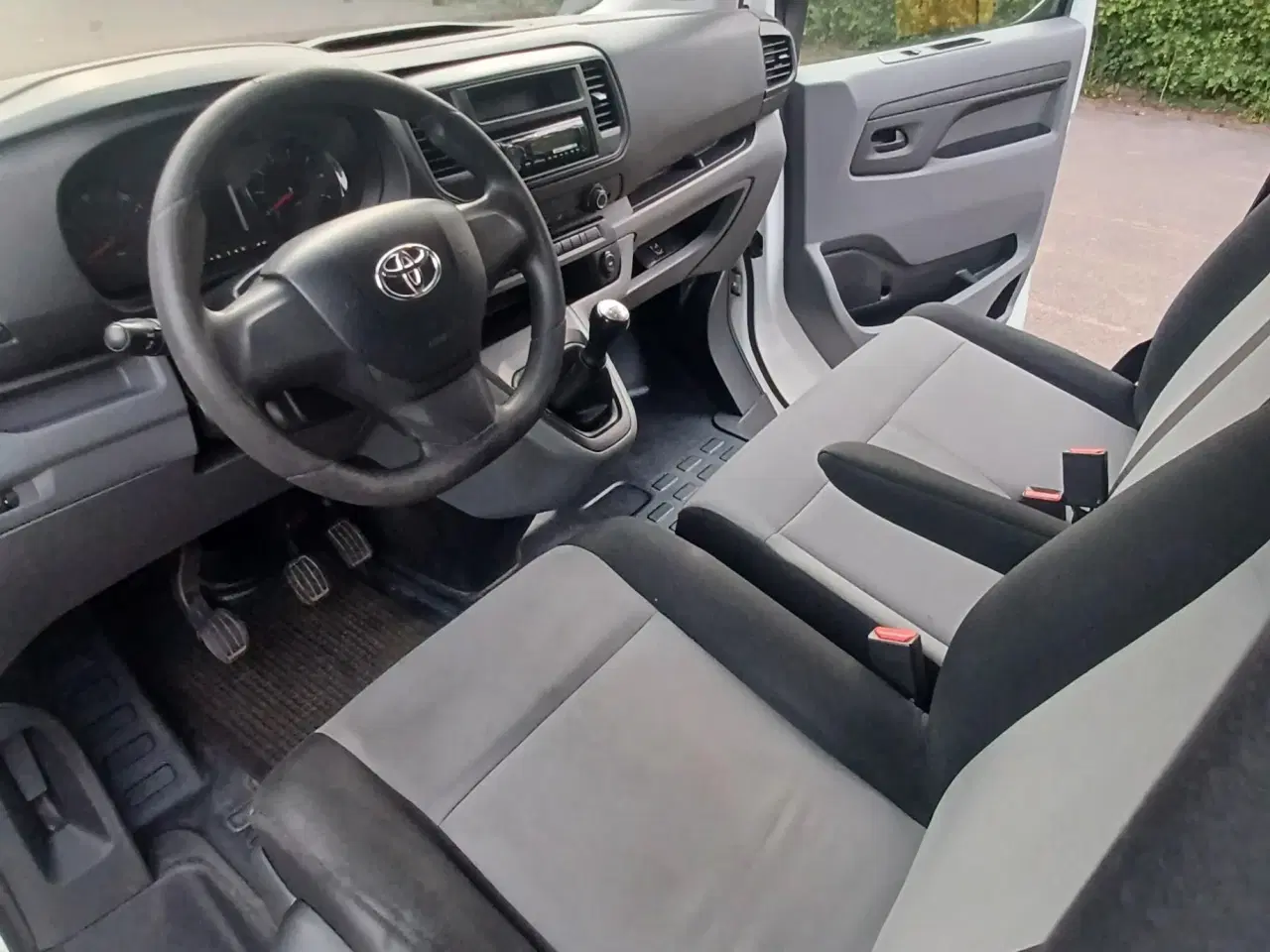 Billede 10 - Toyota Proace - Ny motor med lavere km