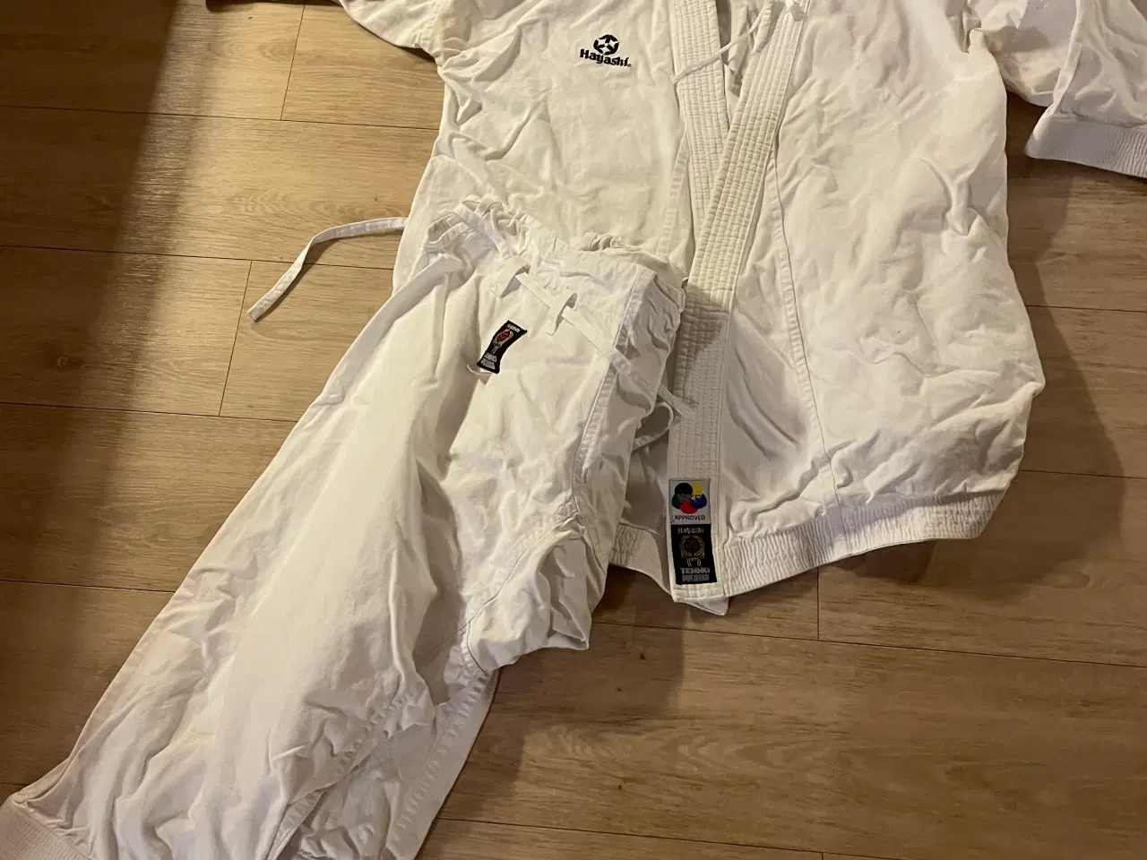 Billede 1 - Karate GI. meget god kvalitet