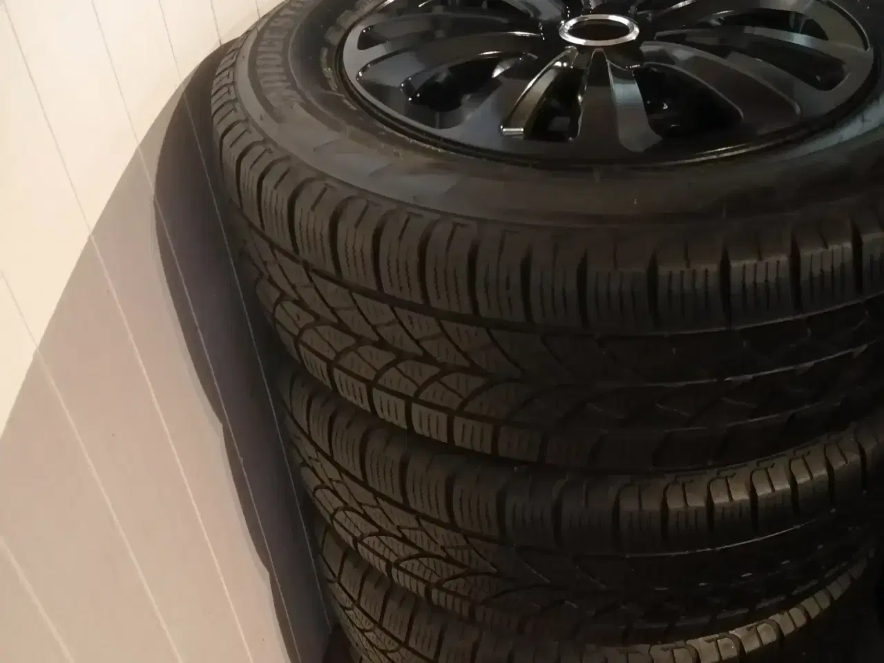 Billede 3 - Qashqai, Tpms, vinterdæk + nye hjulkapsler