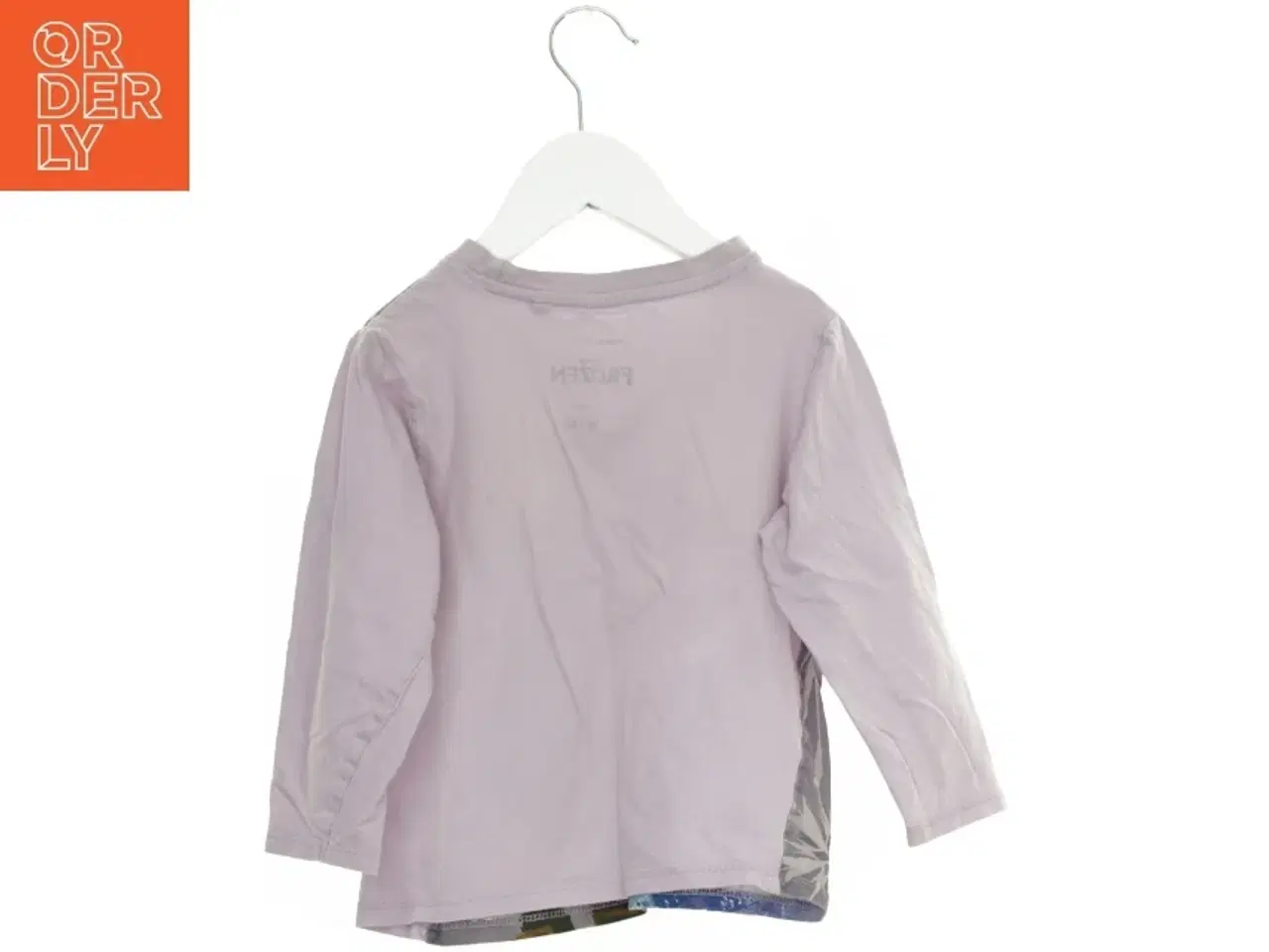 Billede 2 - Bluse, Elsa og Anna fra Disney (str. 104 cm)