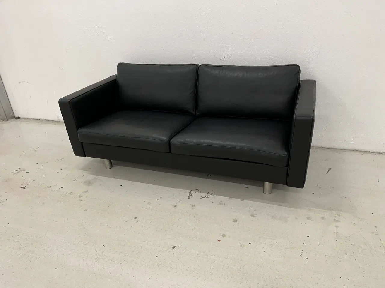 Billede 4 - Eksklusiv Mogens Hansen MH321 2,5 Pers.Sort læder.