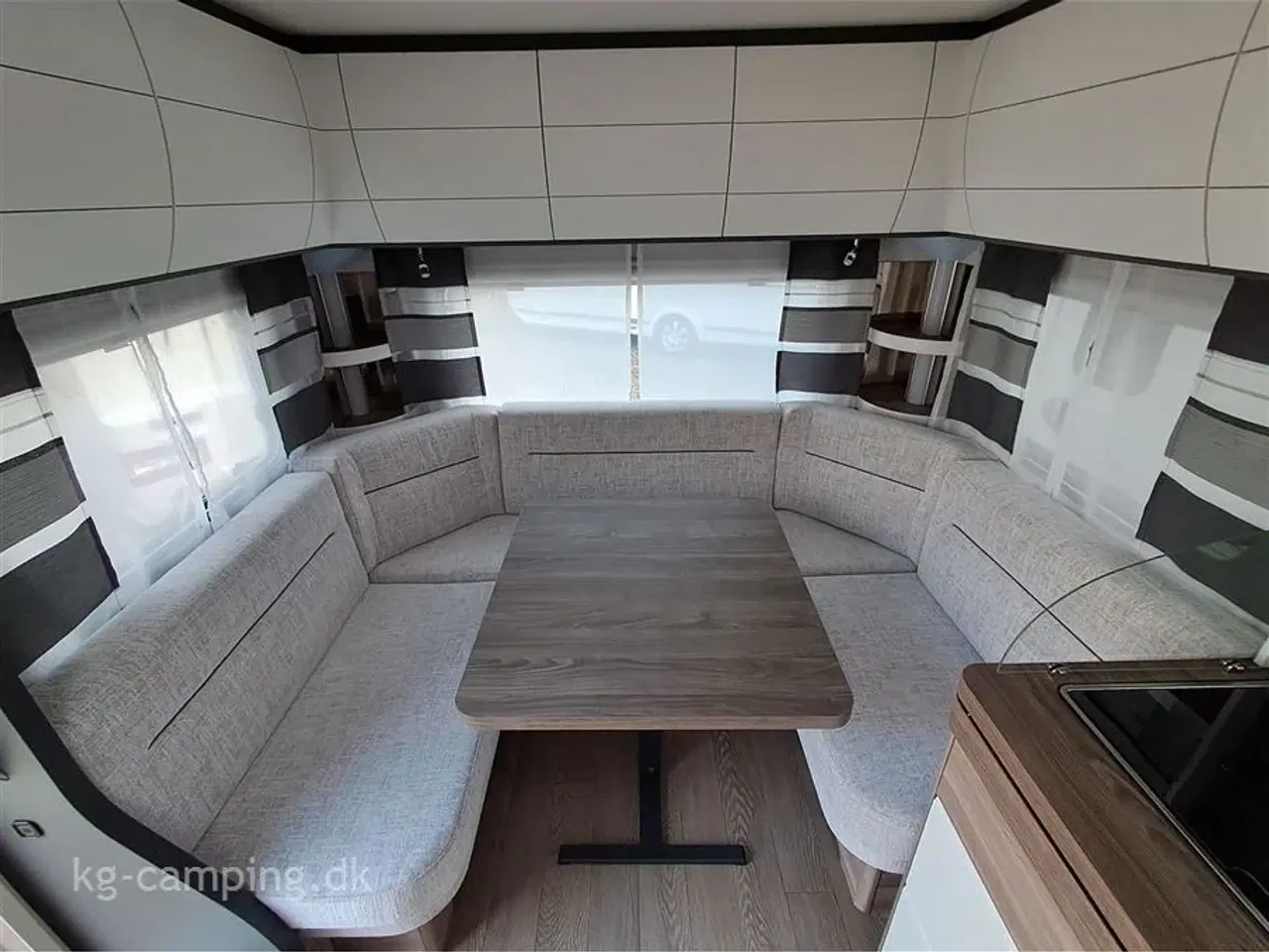 Billede 6 - 2025 - Hobby Excellent Edition 540 UL   Velindrettet vogn - enkeltsenge med sengeudvidelse - Kan opvejes til 1800 kg.