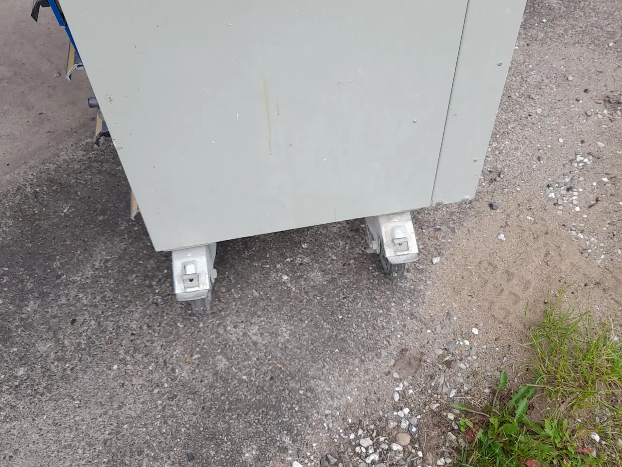Billede 13 - Blika værkstedbord 