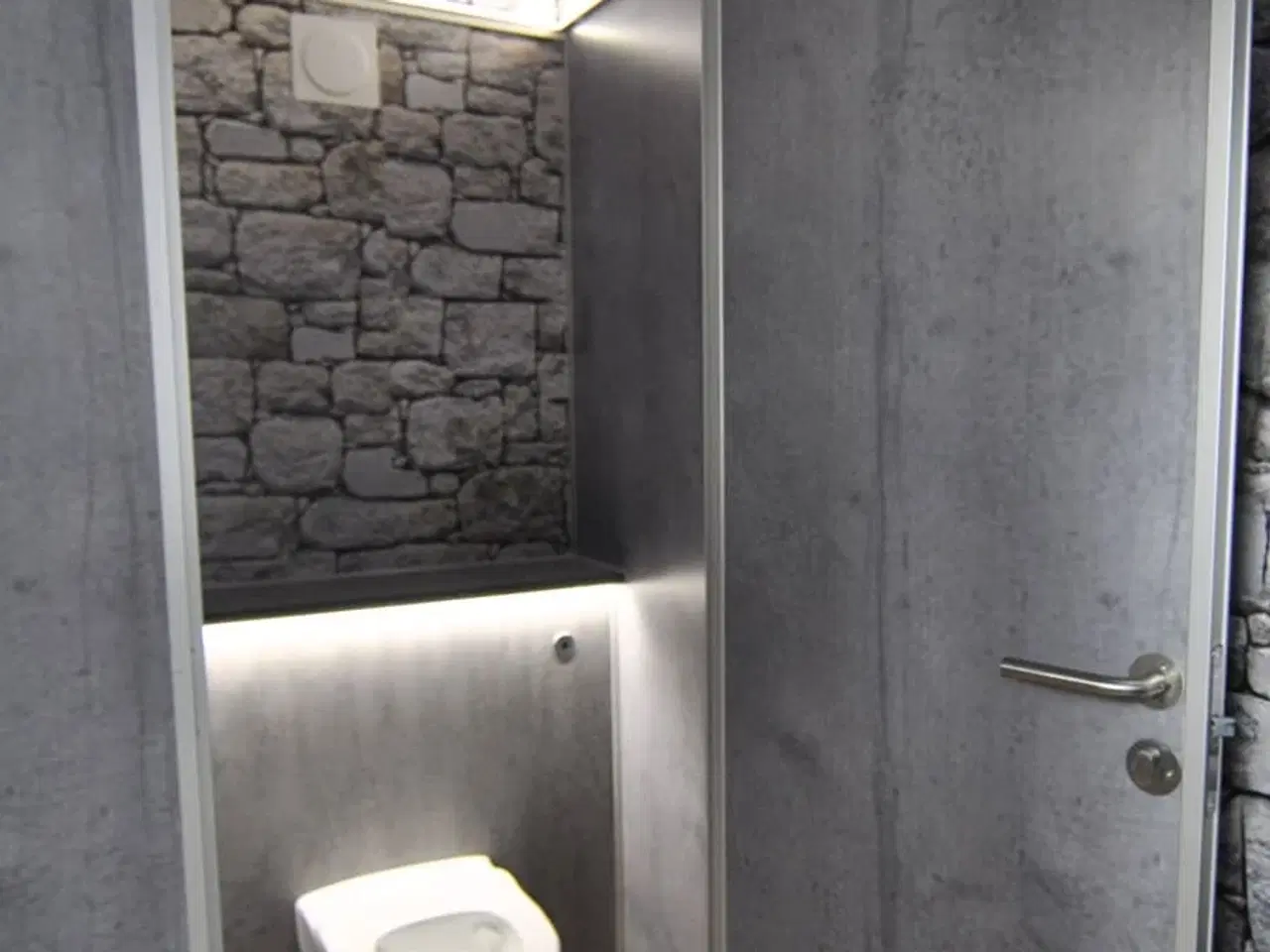 Billede 17 - 730 VIP toiletvogn 3-1-3