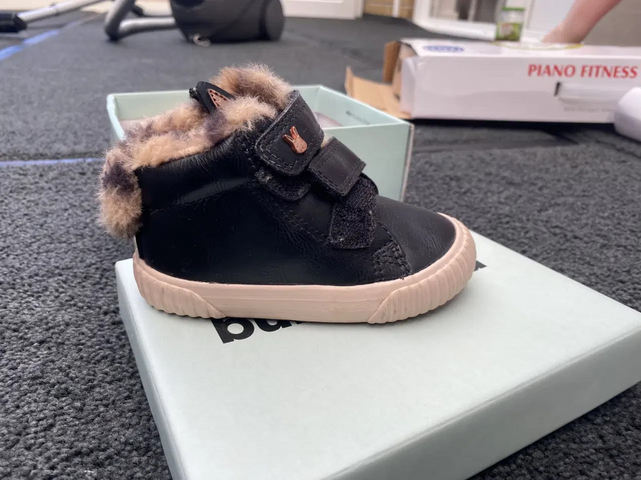 Billede 3 - Borne sko som ny