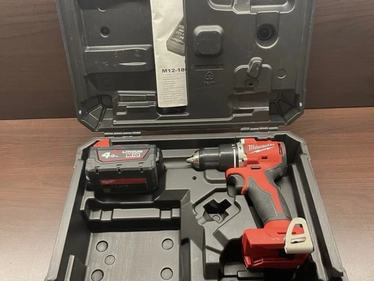 Billede 2 - Milwaukee slagboremaskine + 4,0 Ah