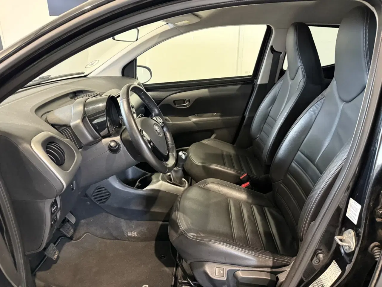 Billede 6 - Toyota Aygo 1,0 VVT-i x-black