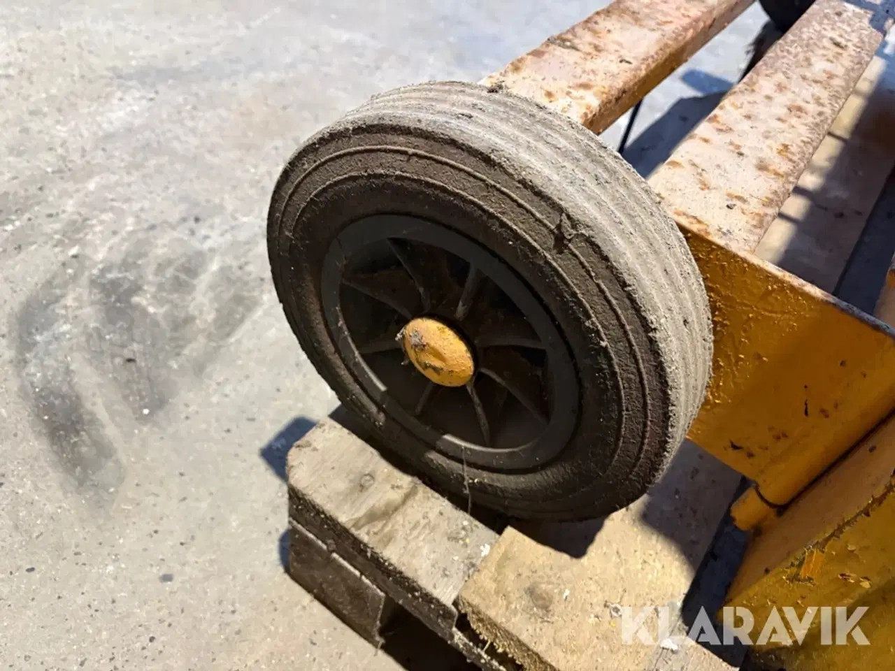 Billede 12 - Fliseklipper Ponny