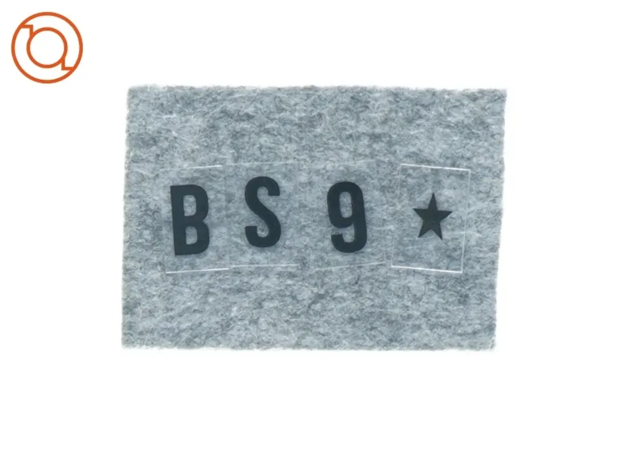 Billede 1 - Plastic tal og bogstav (str. 3 x 2 cm)