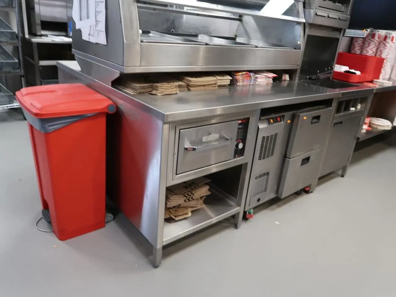 Billede 1 - Rustfri stålbord med varmeskuffe HATCO Drawer warmer