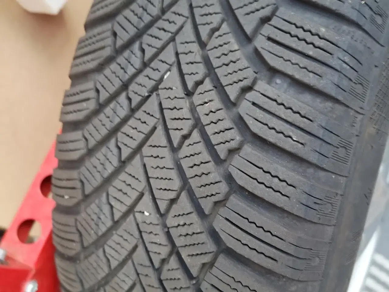 Billede 2 - Toyota vinterhjul 16 " med fælge