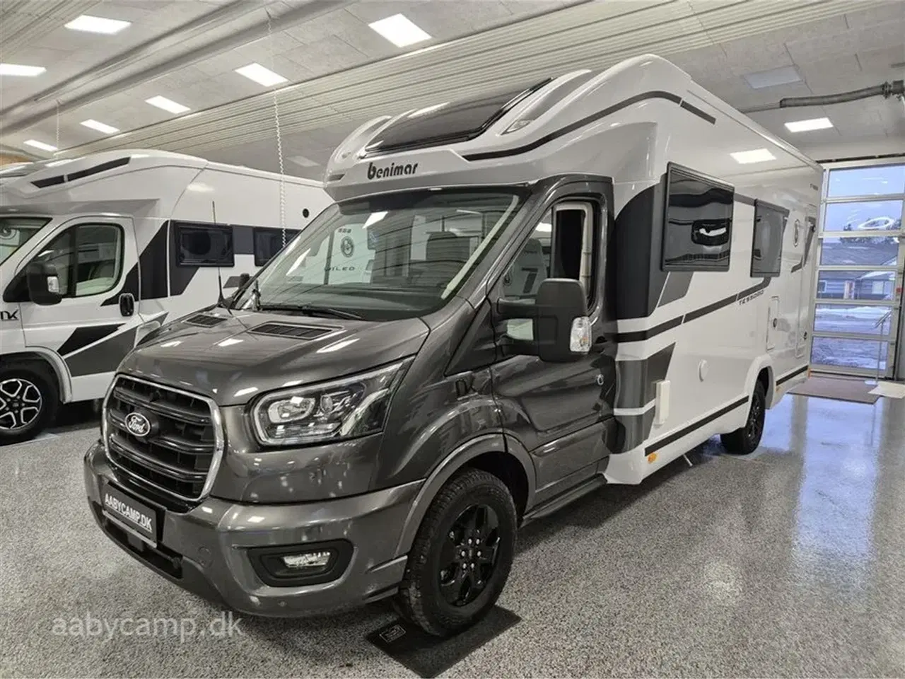 Billede 4 - 2026 - Benimar Tessoro 488 Top udstyret Benimar