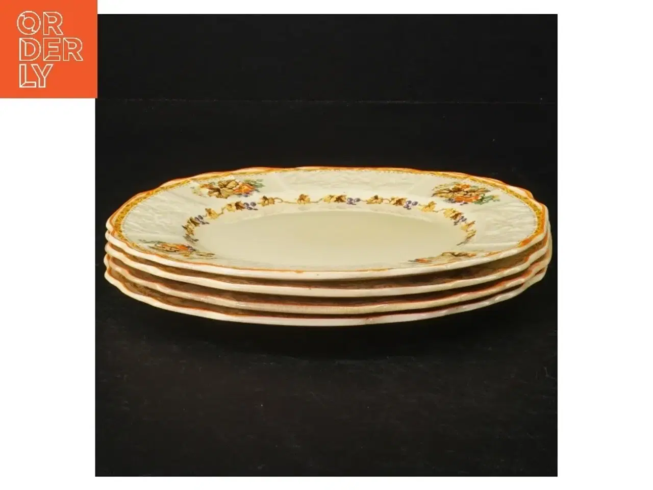 Billede 1 - Dekorative porcelænstallerkner (str. Ø. 17 cm)