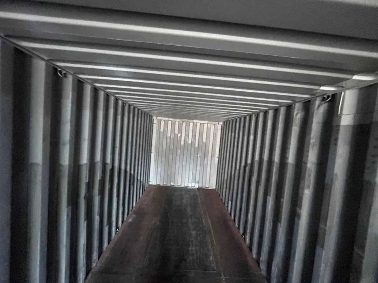 Billede 7 - 40 fods DC Container Står på Sjælland