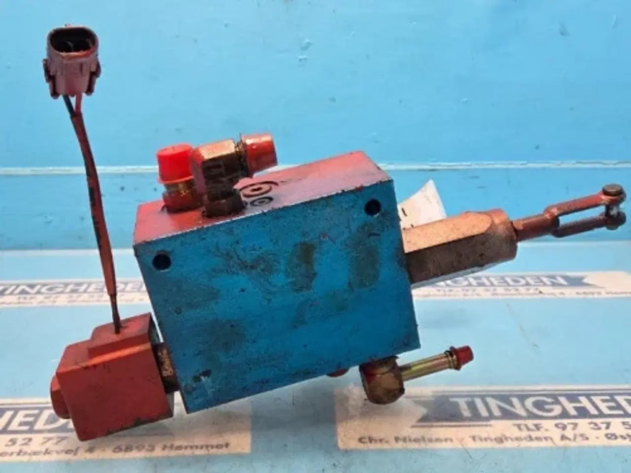 Billede 7 - Case 2388 Hydraulikventil 124235A3