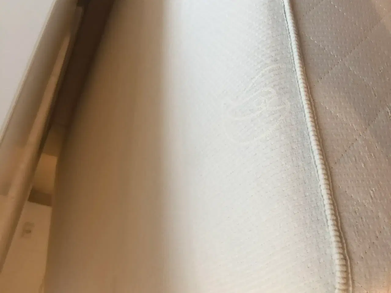 Billede 3 - Boksmadras med meder