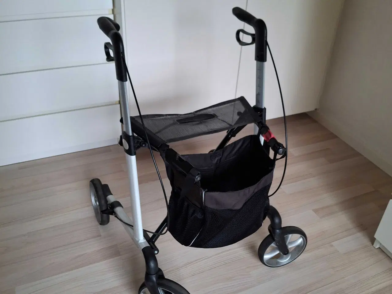 Billede 1 - Rollator fabrikat Server