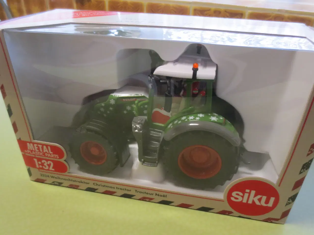 Billede 1 - 1 stk Ny Fendt 728 Vario Julemodel 