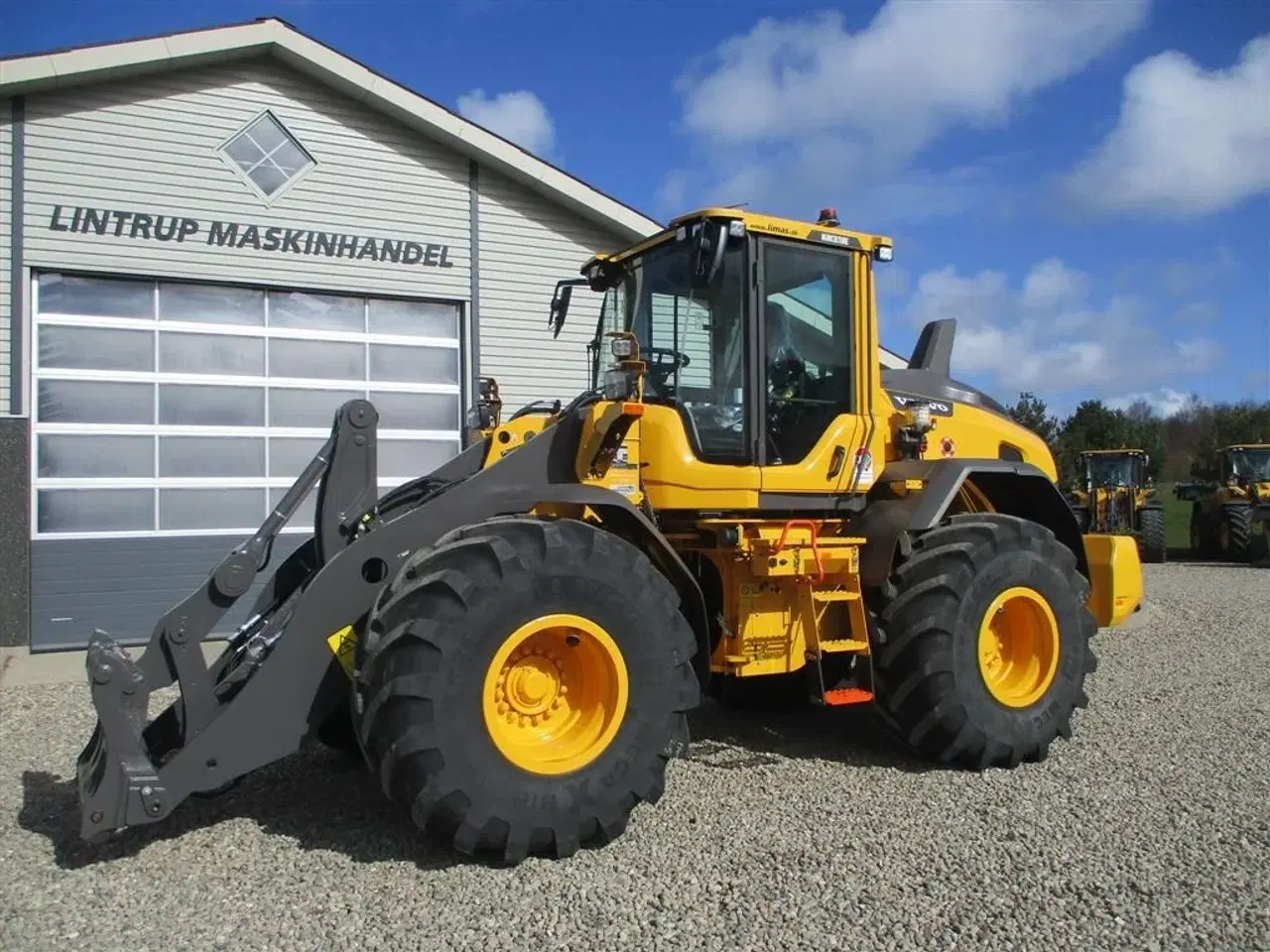 Billede 16 - Volvo L 90 H  AGRICULTURE DK-maskine, Co-Pilot, LANG-BOM & med 750mm Michelin MEGA X BIB hjul.