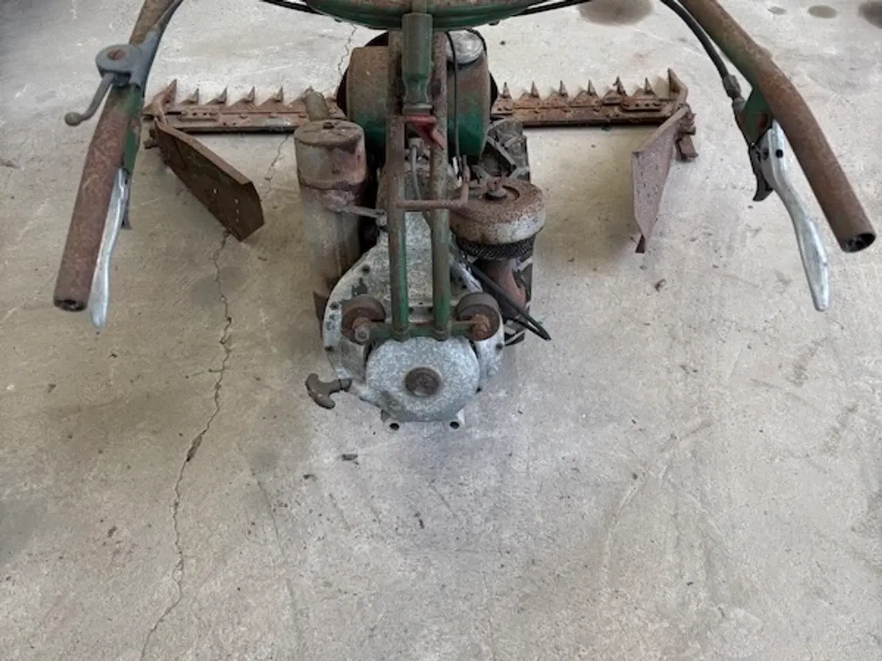 Billede 4 - Agria R2300 2-hjulstraktor, fingerklipper