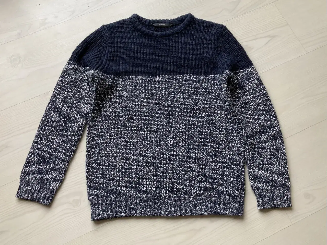 Billede 1 - Sweater