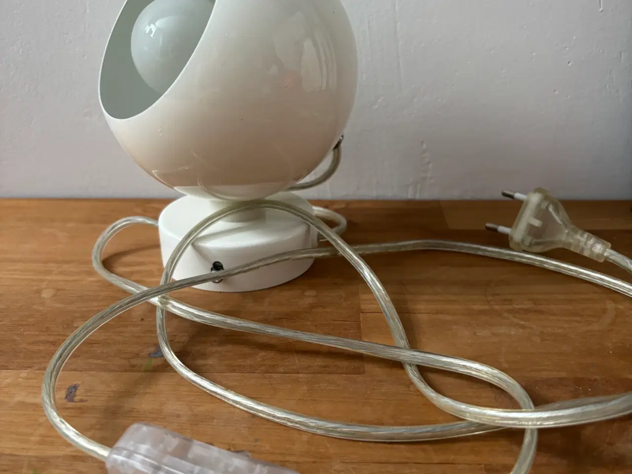 Billede 1 - Væglampe Ball hvid