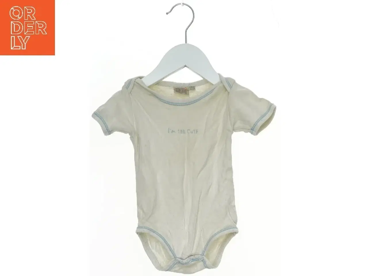 Billede 1 - Baby bodystocking med tekst fra Mads & Mette (str. 68)