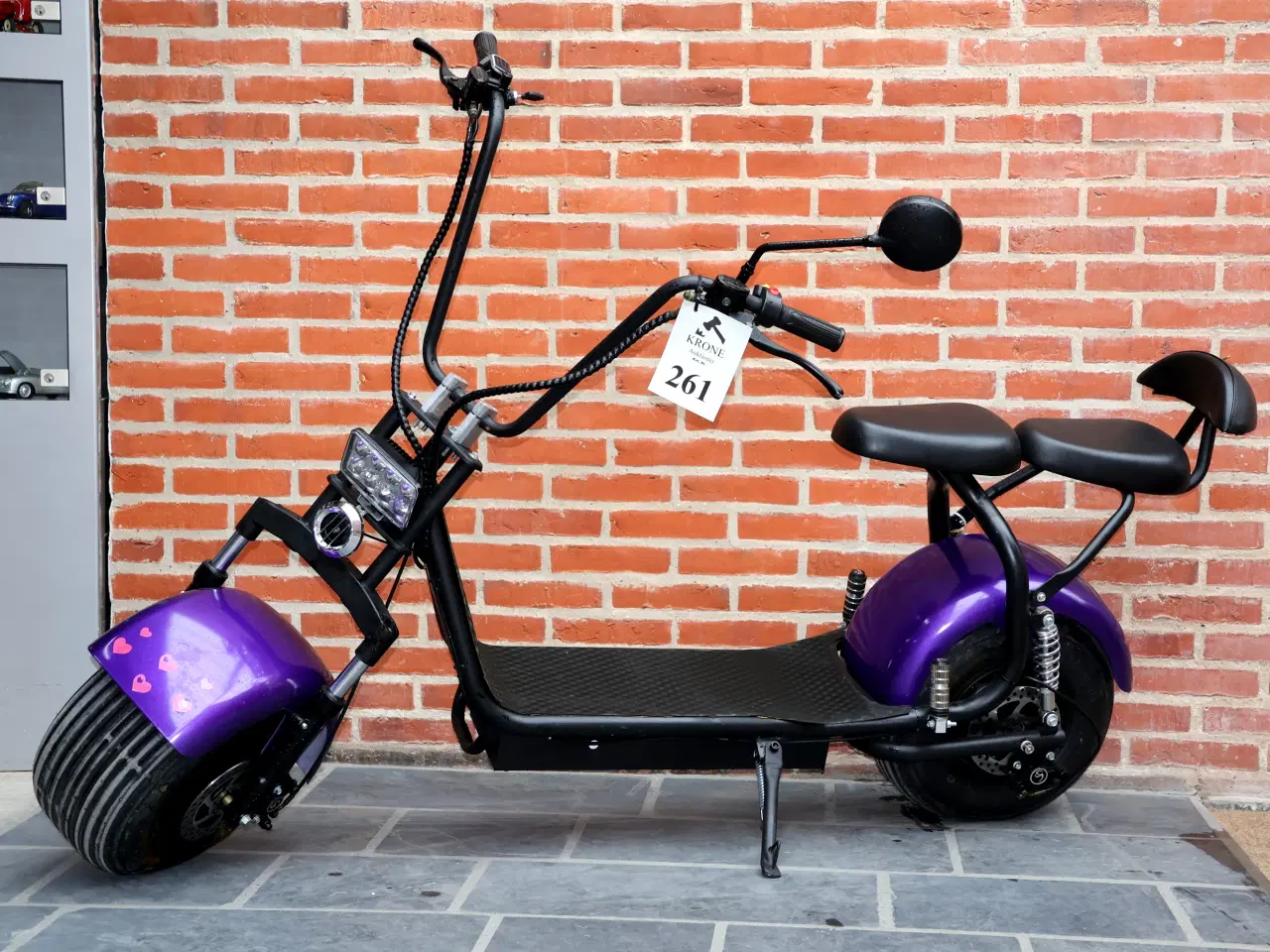 Billede 1 - El-scooter m/skivebremser for og bag, styrthjelm