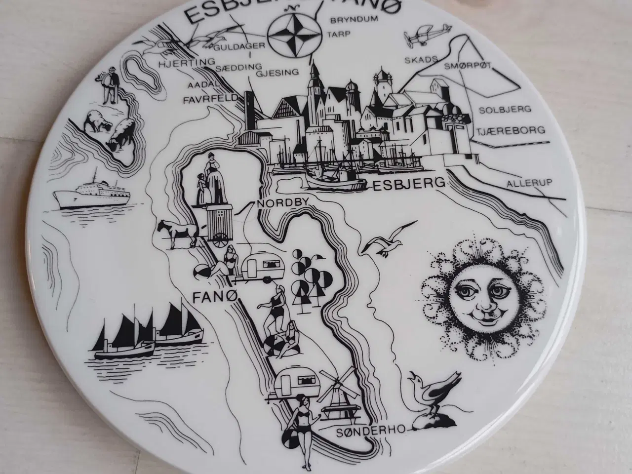 Billede 1 - Mindeplatte. Esbjerg Fanø området