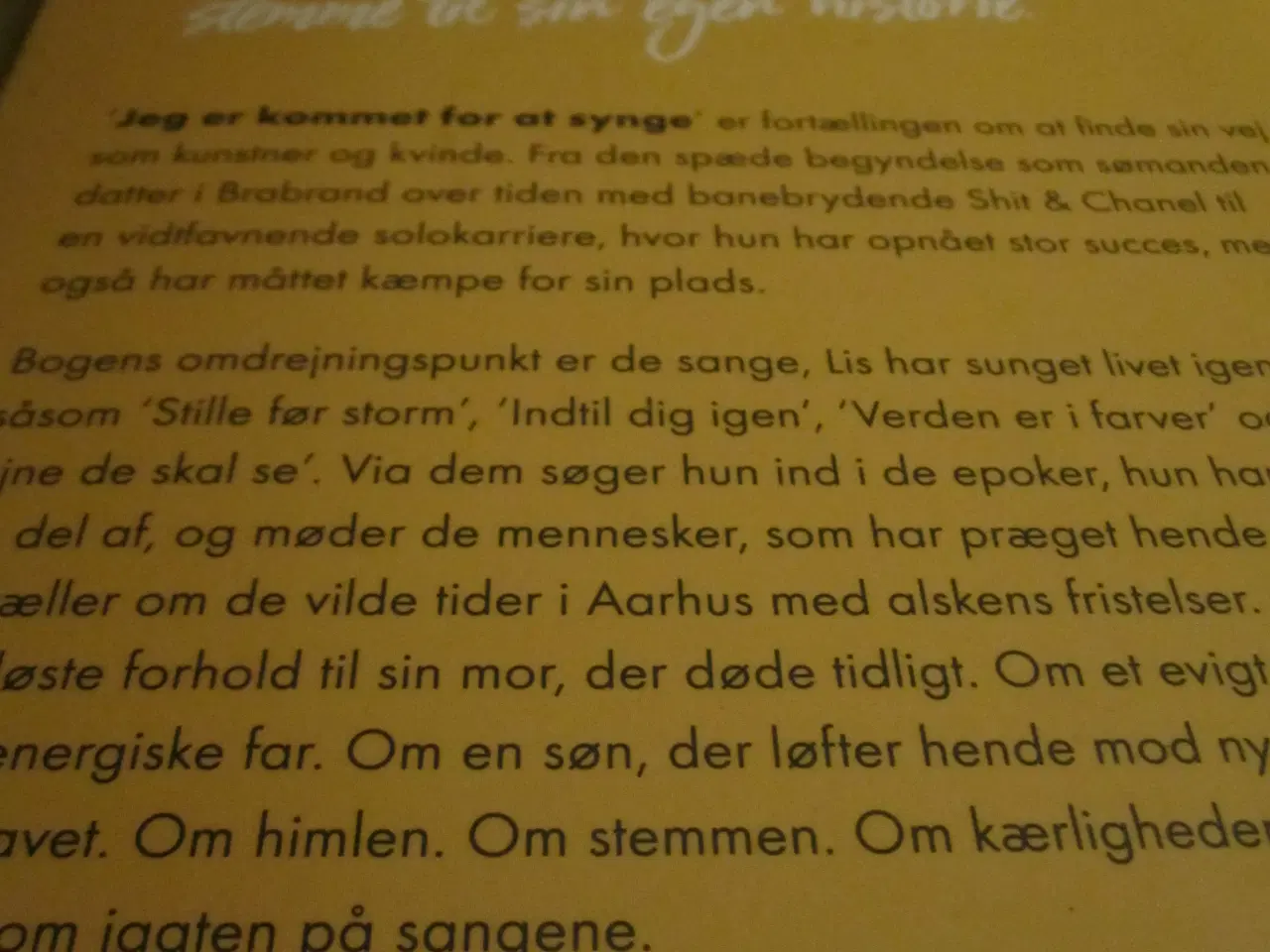 Billede 2 - LIS SØRENSEN. BYD. Biografi.