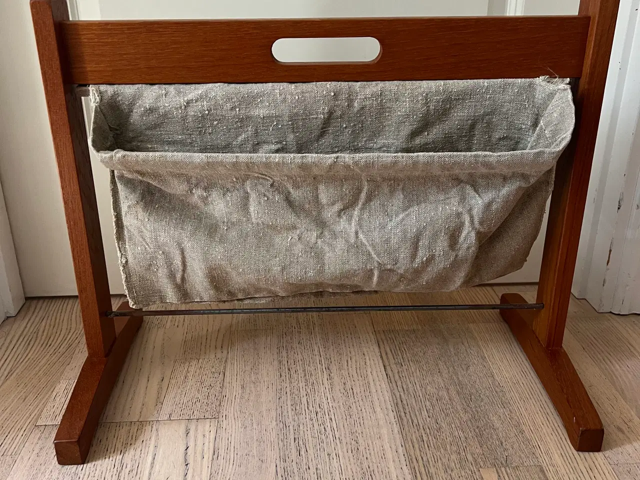 Billede 1 - Retro teak magasinholder fra 60’erne 