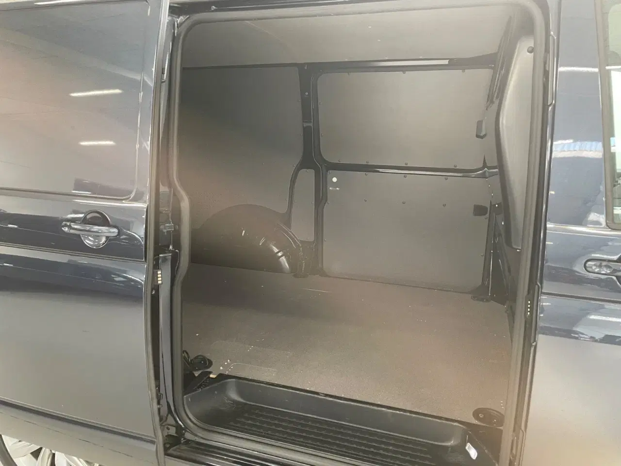 Billede 13 - VW Transporter 2,0 TDi 199 Kassevogn DSG kort