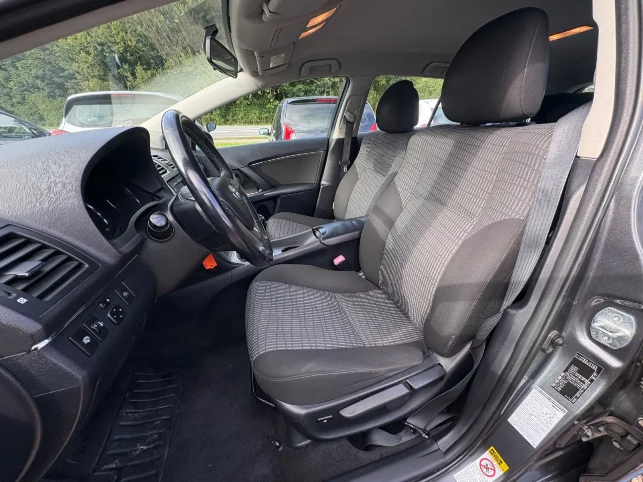 Billede 9 - Toyota Avensis 2,0 D-4D TX stc.