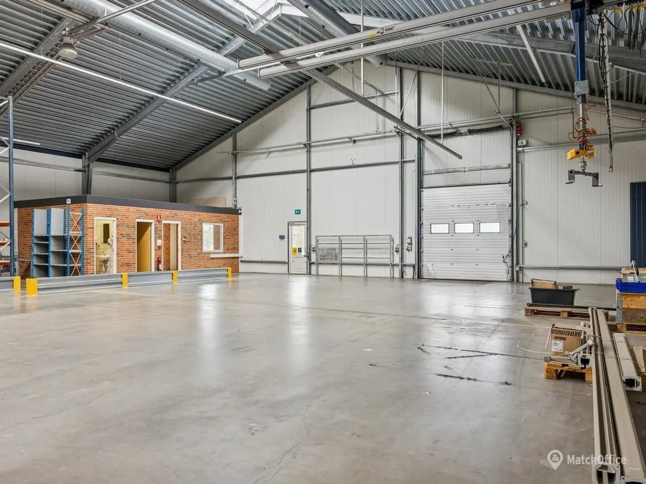 Billede 4 - Lagerhal på 1 100 m² til leje i Odense