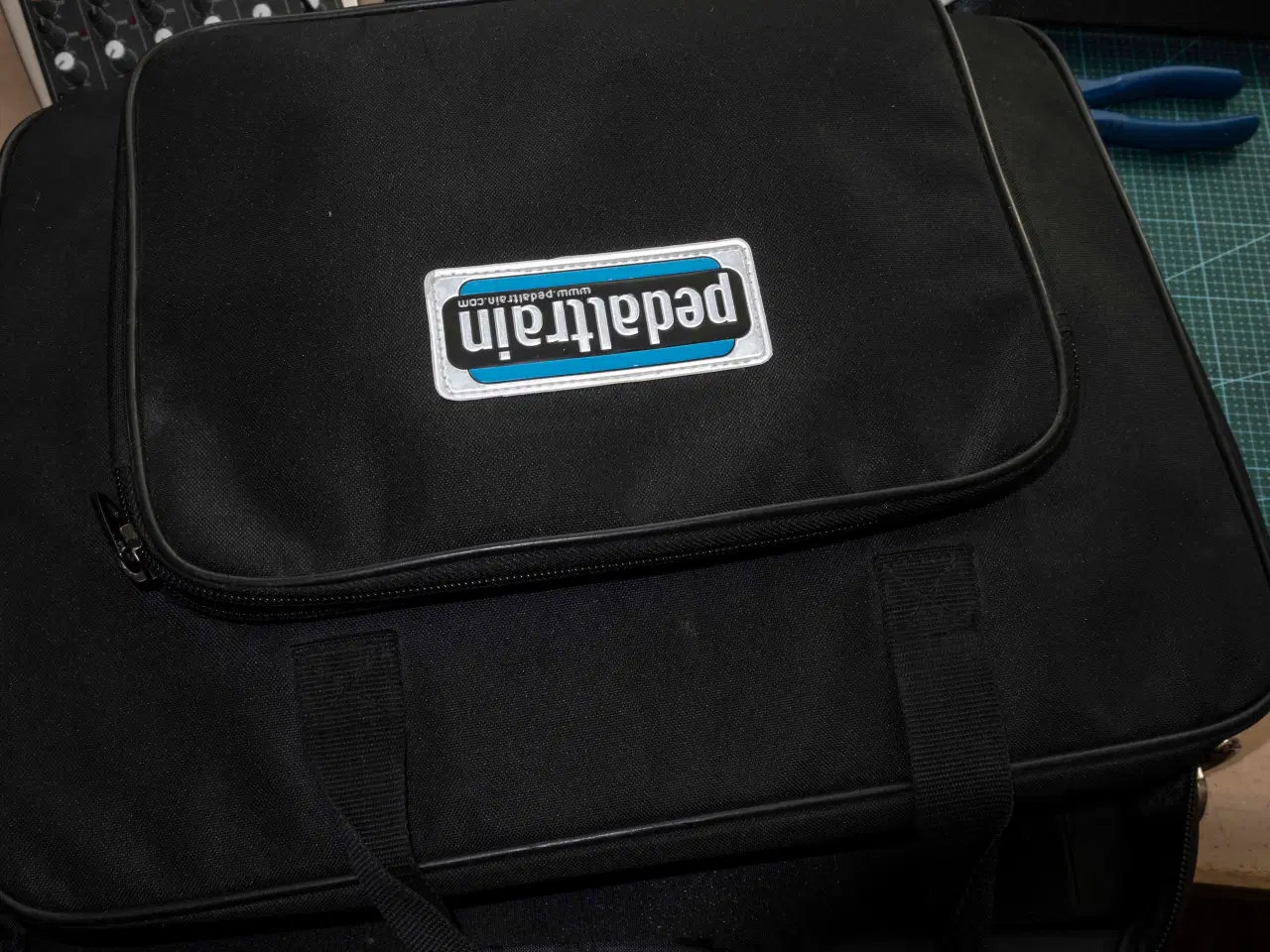 Billede 4 - Pedalboard  - Pedaltrain m. taske og HB Powerplant