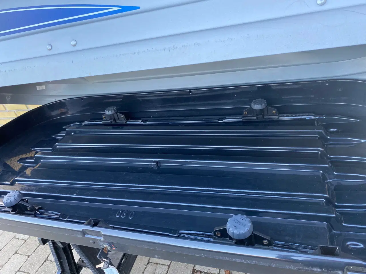 Billede 4 - Thule Pacific 200 Tagboks