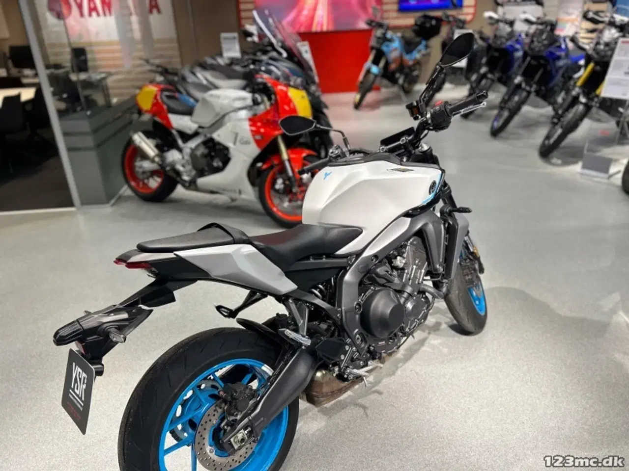 Billede 6 - Yamaha MT-09 Y-AMT
